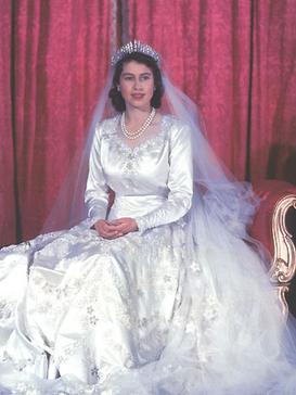 Această regină a purtat cea mai scumpă rochie de mireasă din istorie - a costat până la opt milioane de dolari
